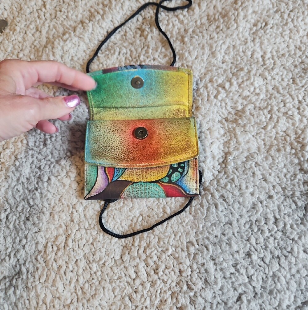 Colorful Floral Leather Crossbody Wallet - Picture 7 of 14